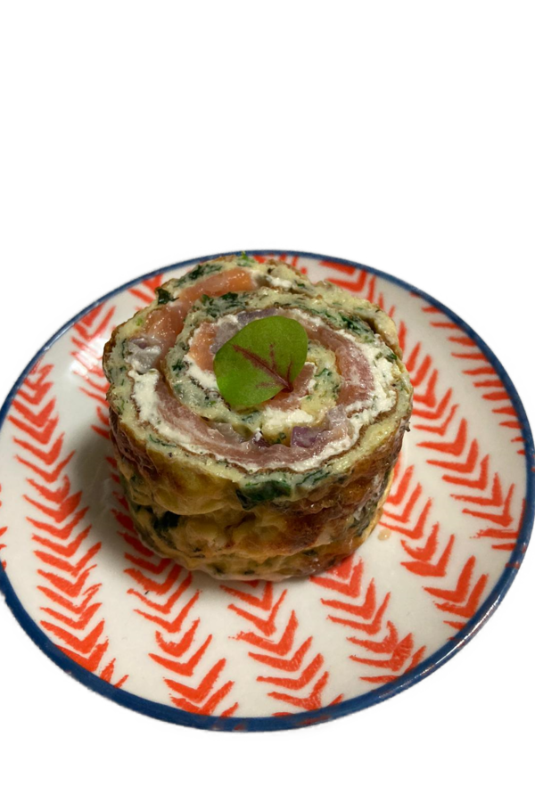 Kruidenomelet rolletje met zalm